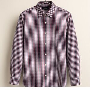 Banana Republic Men’s Large Plaid Non-Iron Dress Shirt Red and Blue Plaid.